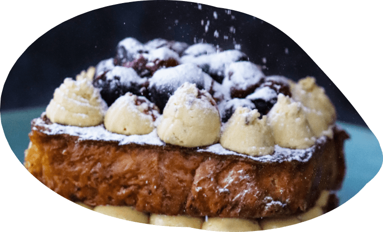 Pain perdu cake with blueberry and cream